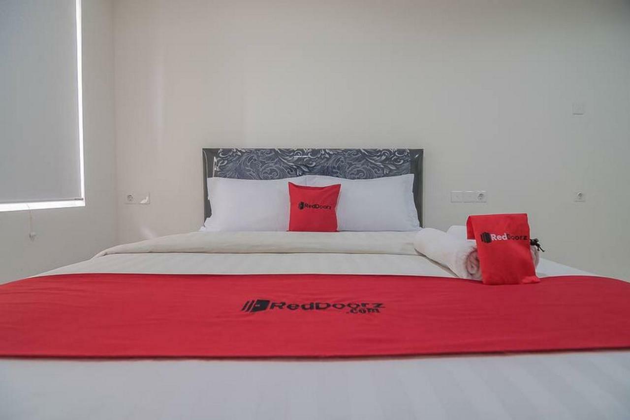 RedDoorz Apartment @ Sentul Tower Bogor Zewnętrze zdjęcie
